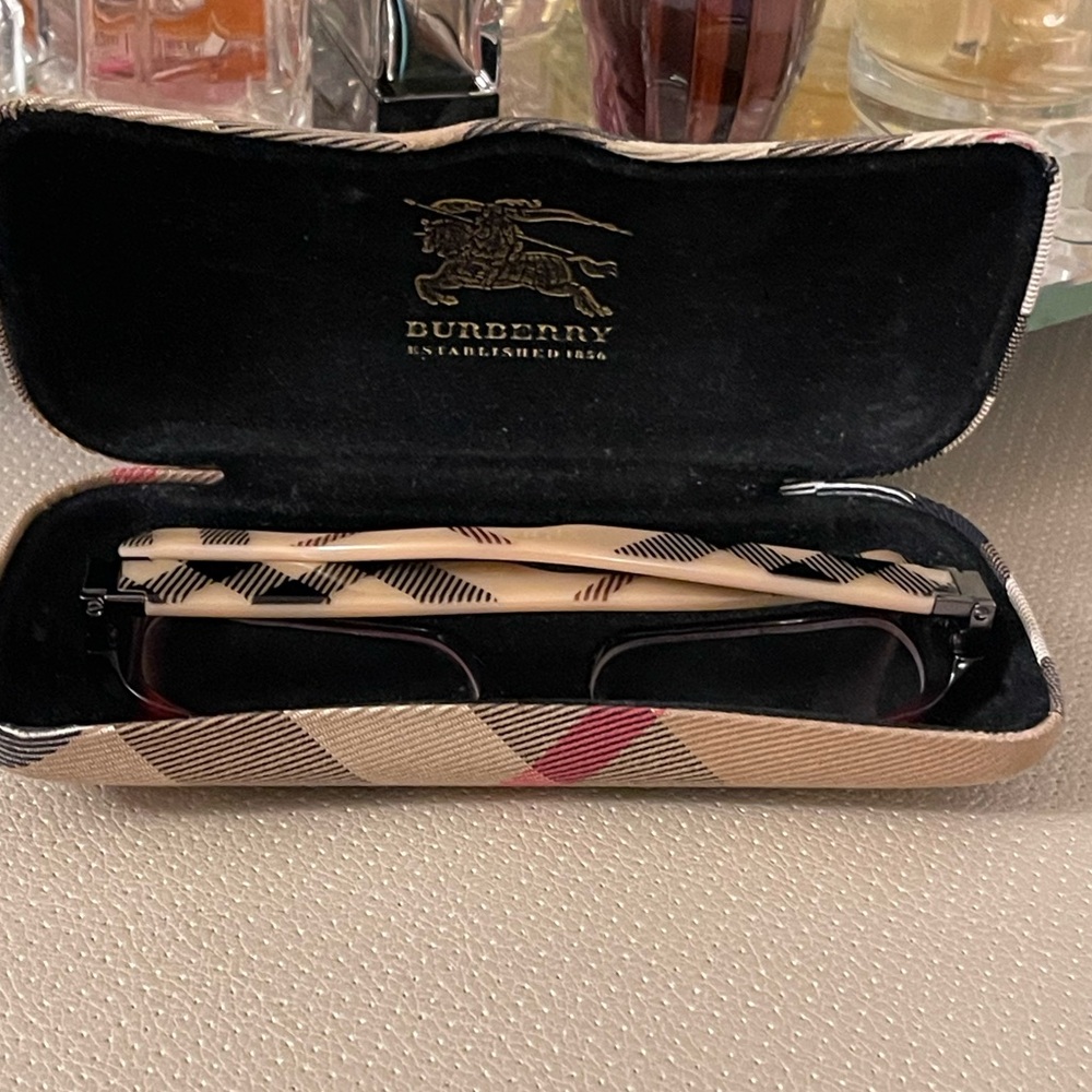 Burberry Eyeglasses - Picture 14 of 14